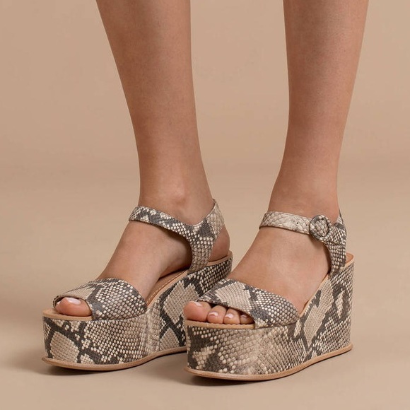 Dolce Vita platform wedges - Picture 2 of 8